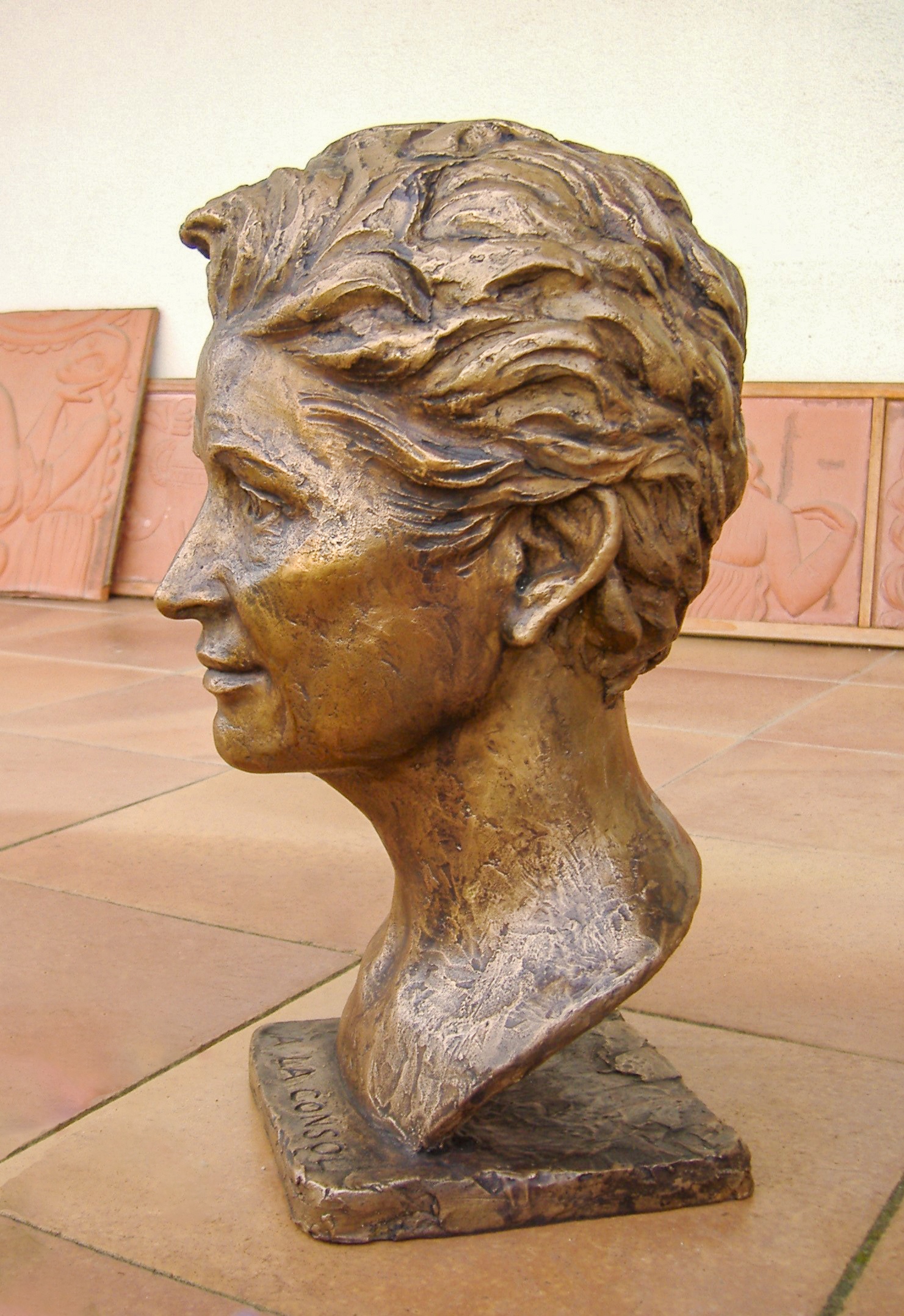 Retrat de Consol, en bronze
