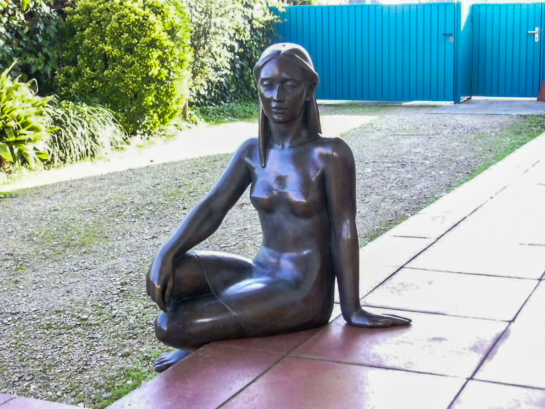 Helia, en bronze