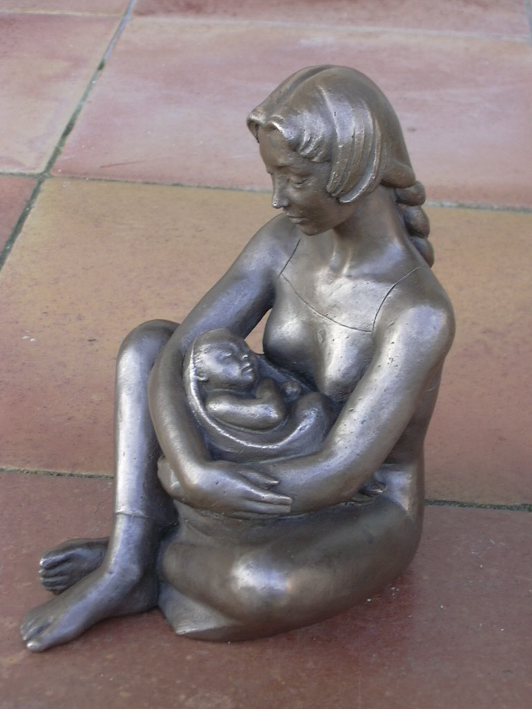 Maternitat, en bronze